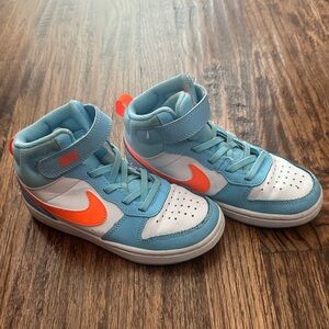 Used 13C boys sneakers.